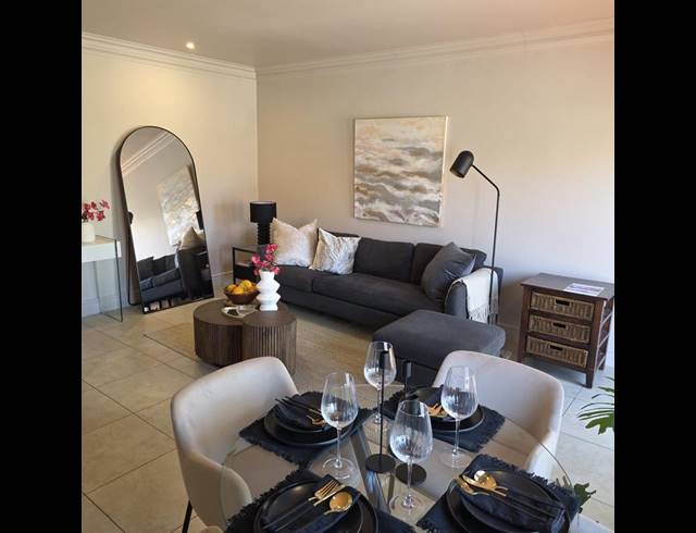 1 BEDROOM APARTMENT FOR SALE IN SEA POINT